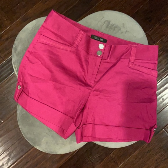 WHBM Pink Shorts 4 - Picture 2 of 5